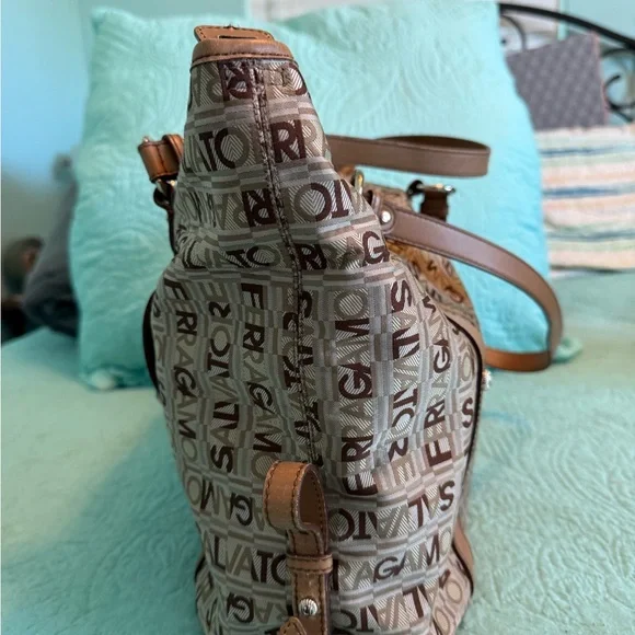 EUC Salvatore Ferragamo Brown Monogram Women's Bag - Picture 4 of 12